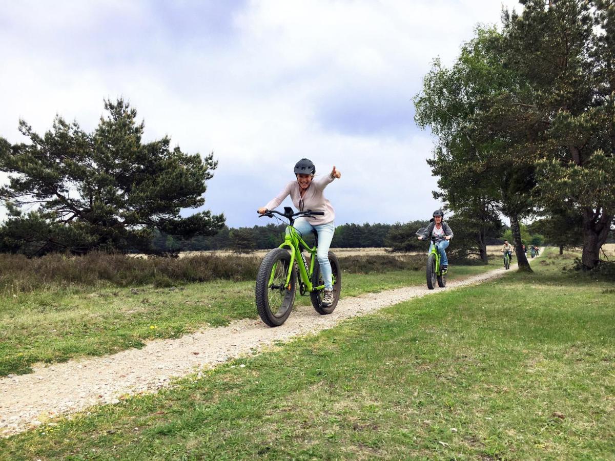 Chalet Op De Veluwe # Berk Putten Zewnętrze zdjęcie